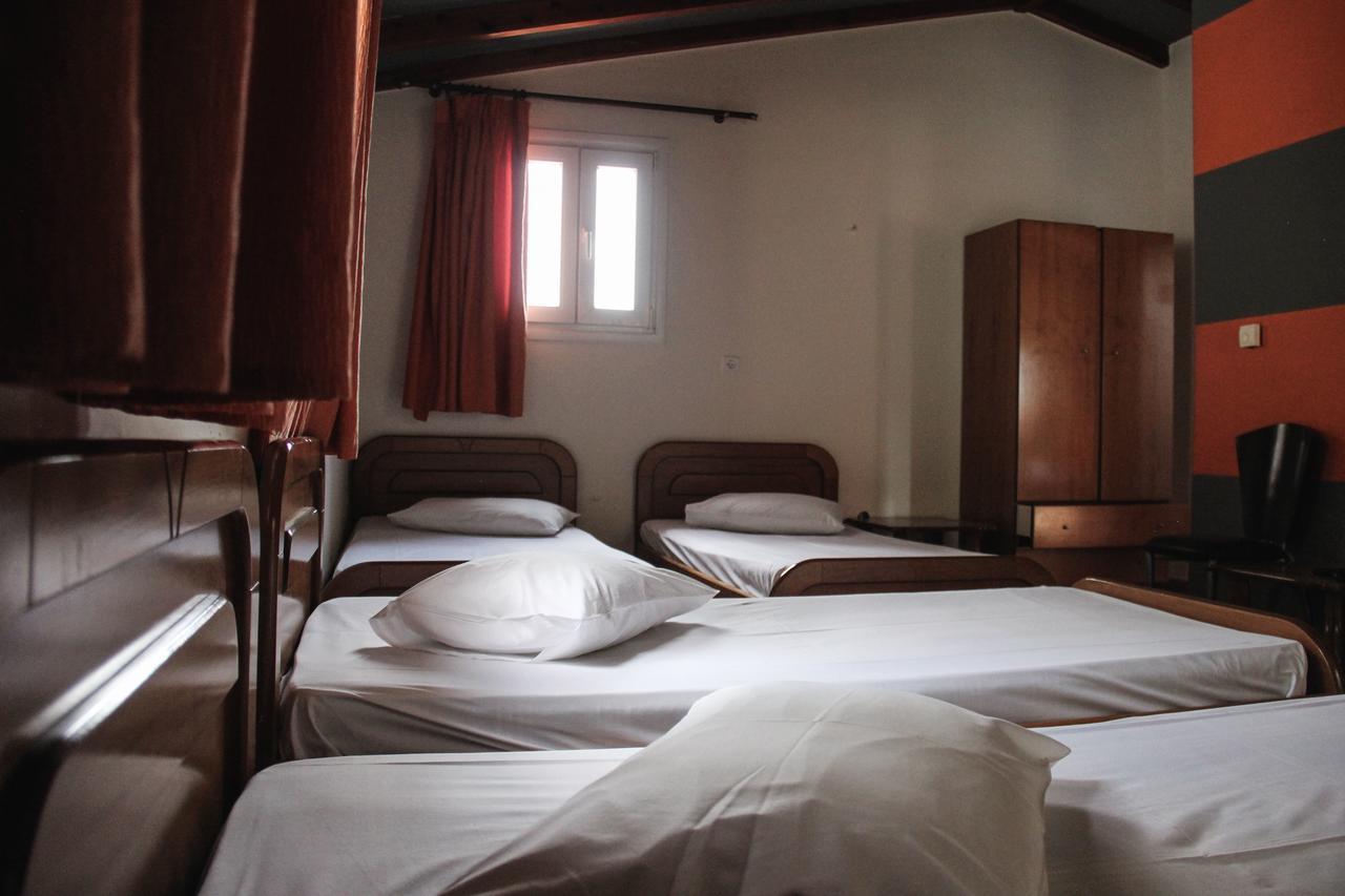 Guesthouse Vrenthi Карітайна Екстер'єр фото